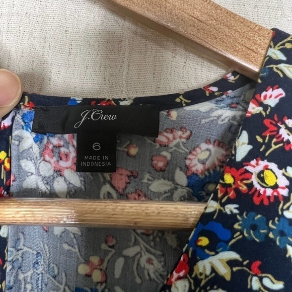 J. Crew Ruffle Front Mini Dress Size 6 Floral - Picture 6 of 7